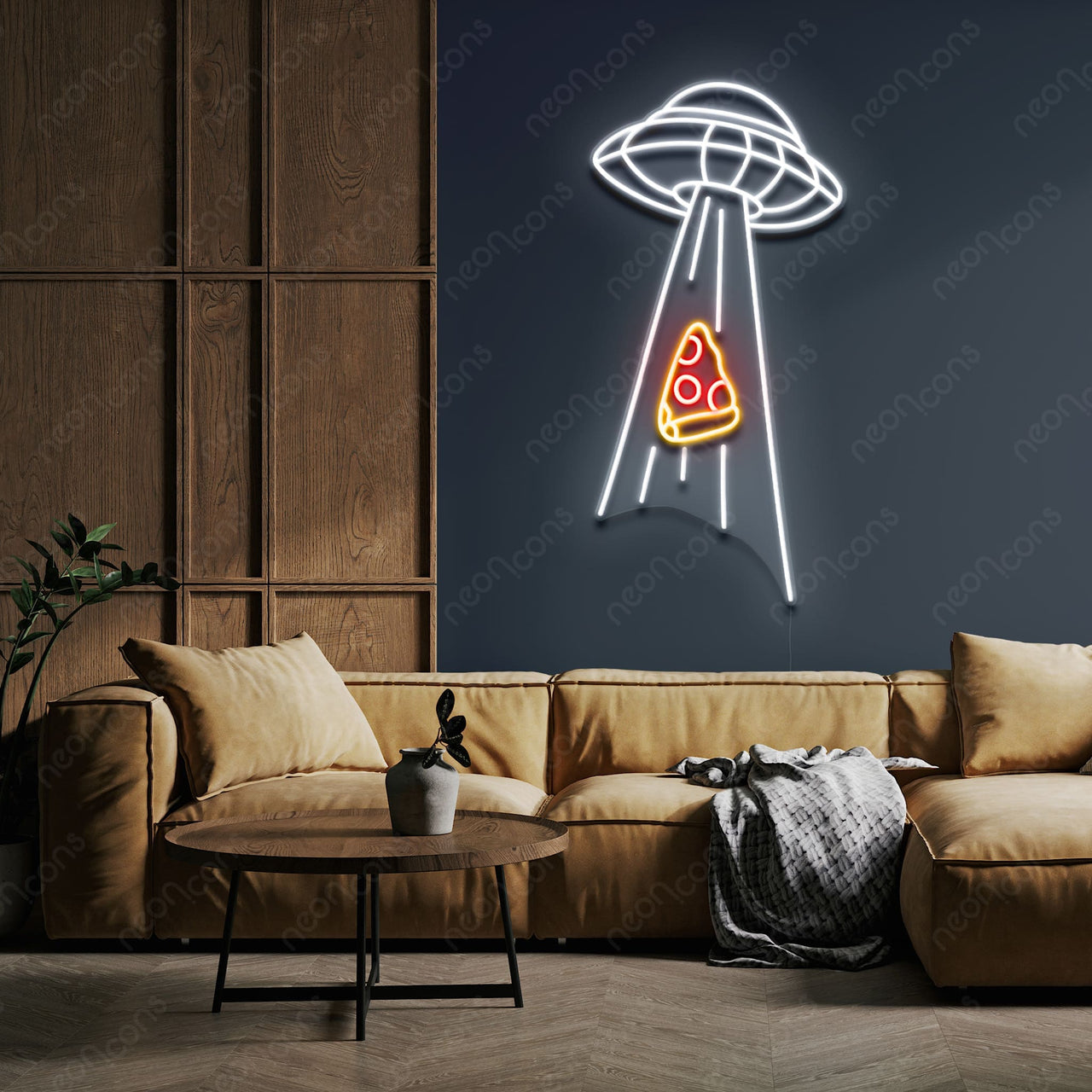 "Abducting Pizza" LED Neon by Neon Icons