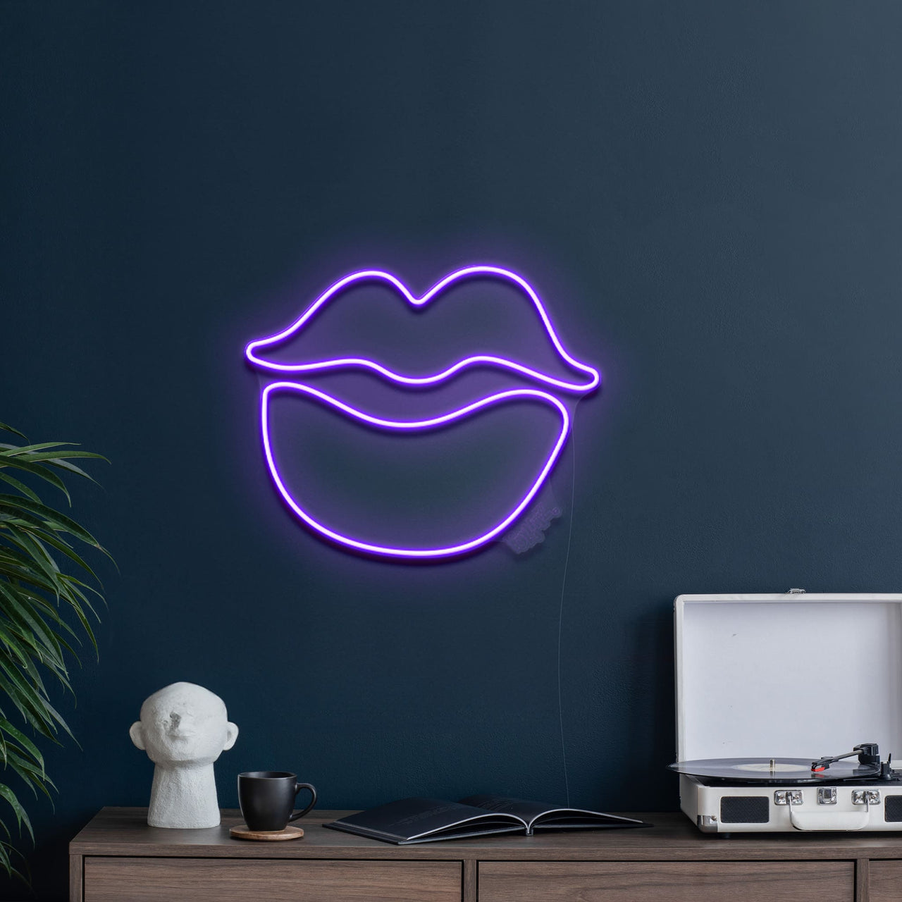 "Bratz Lips" LED Neon by Bratz