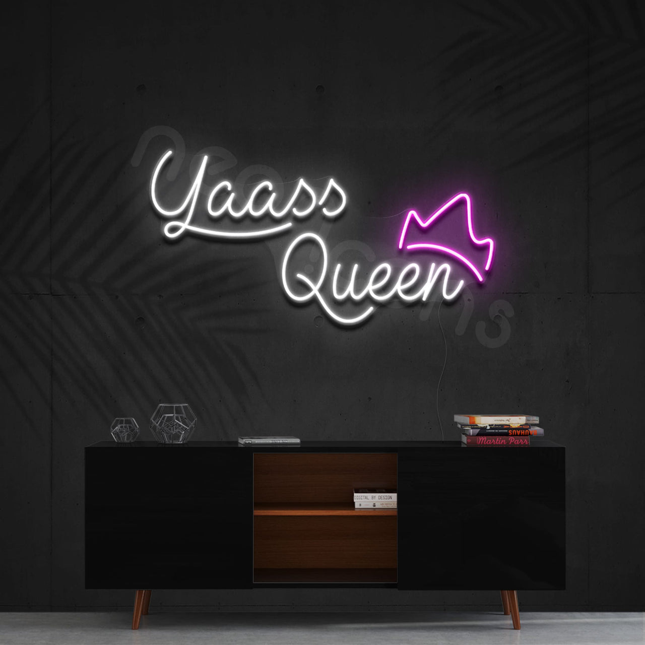 "Yaass Queen" Neon Sign by Neon Icons